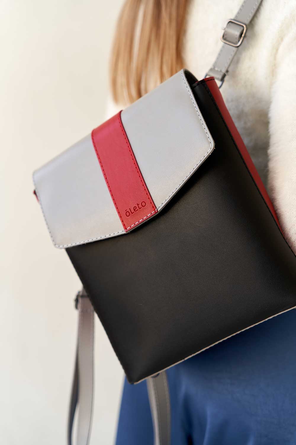Жіночий сумка рюкзак Claudie чорний з сірим